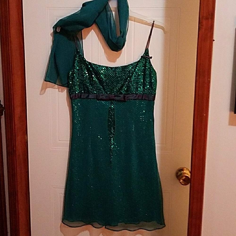 579 Size 9 Teal sequins/sheer overlay dress