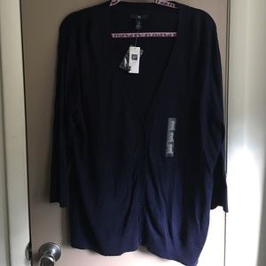 NWT 3/4 length sleeve GAP light weight Cardigan