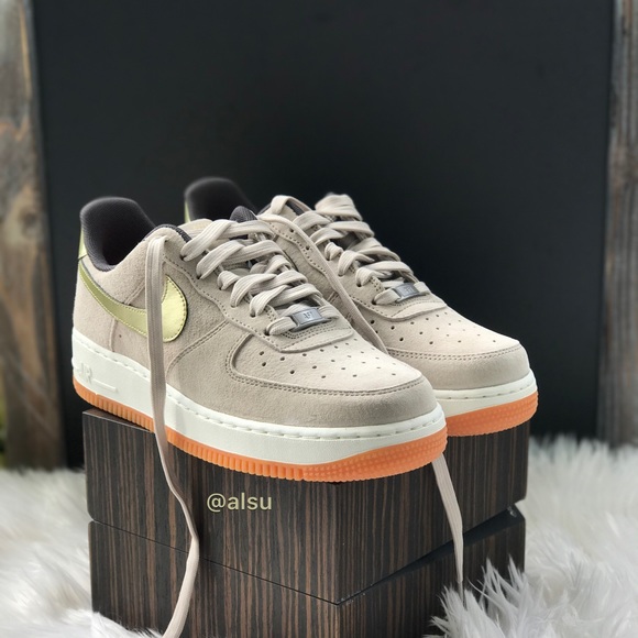 NWT Nike Air Force  1 07 PRM Suede WMNS - Picture 3 of 8