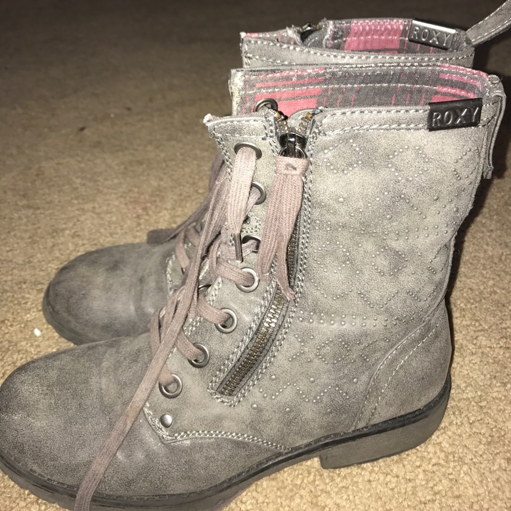 Roxy boots