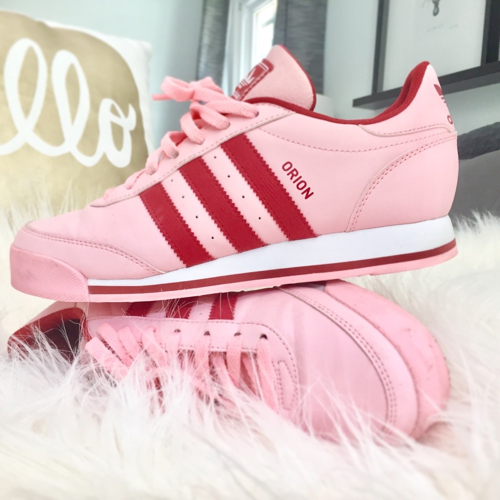 Adidas Orion Tennis Shoes