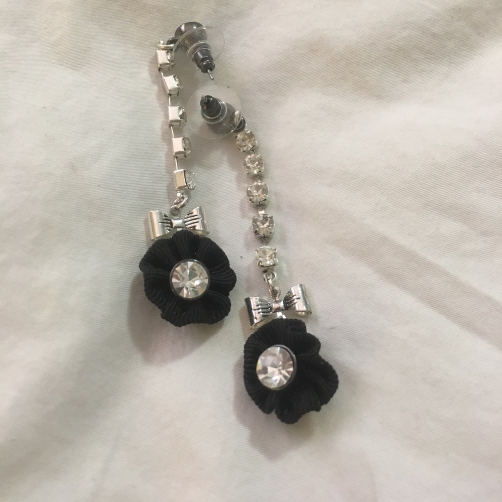 Dangly BETSEY JOHNSON EARRINGS