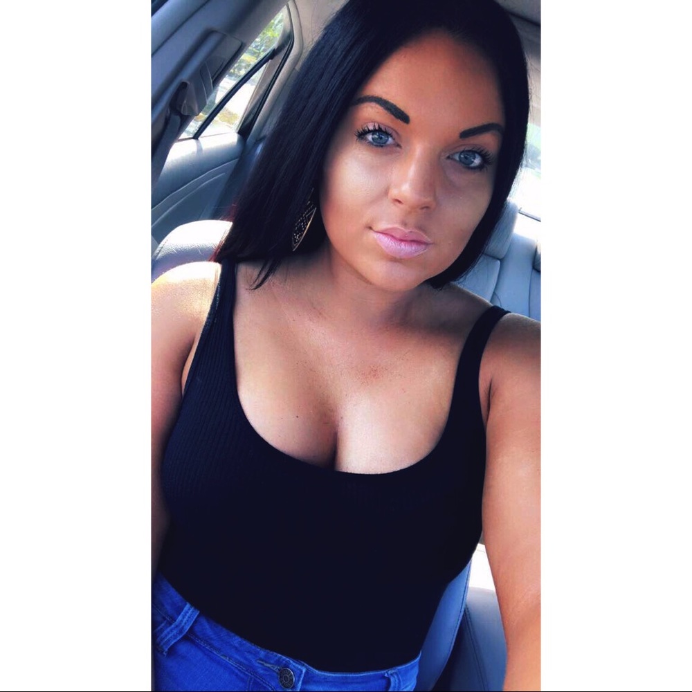 Meet your Posher, Madeline