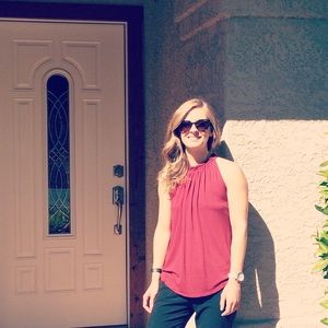 Meet your Posher, Kendra