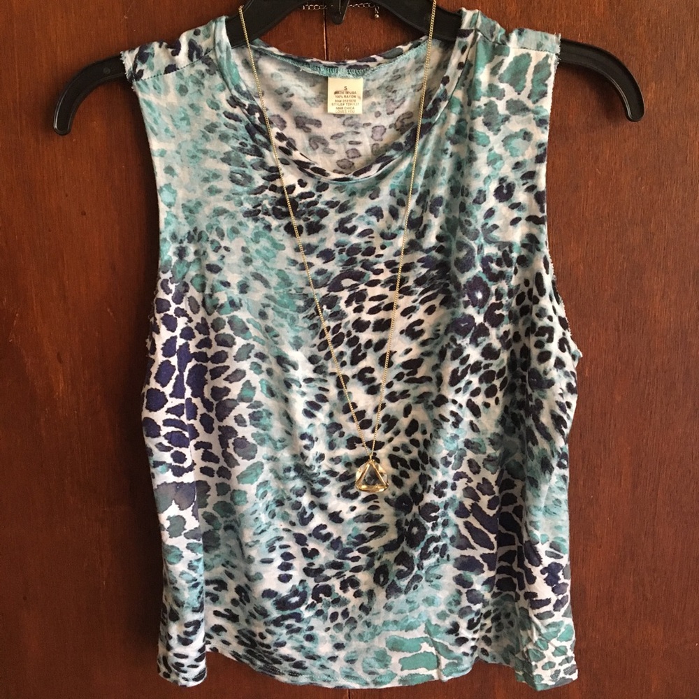 Blue cheetah print, loose tank top