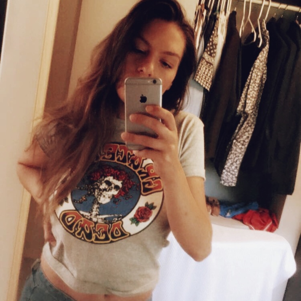 Meet your Posher, Olivia