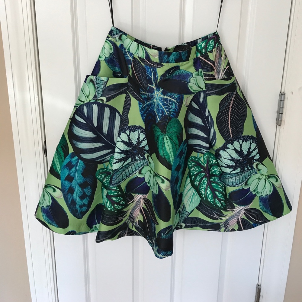 Tropic print skirt
