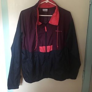 Columbia wind breaker