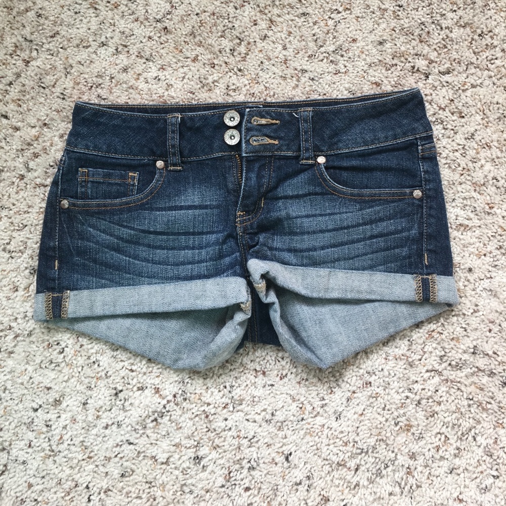 Refuge shorts