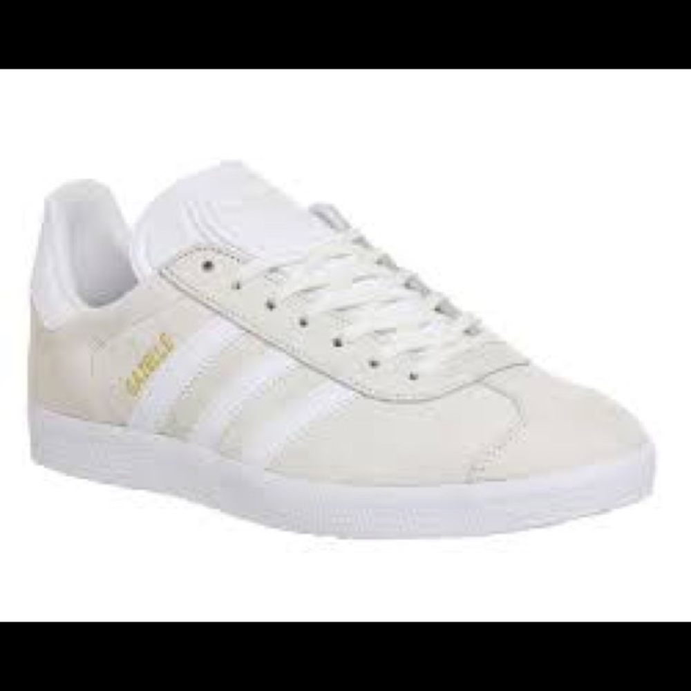 Cream Adidas Gazelles