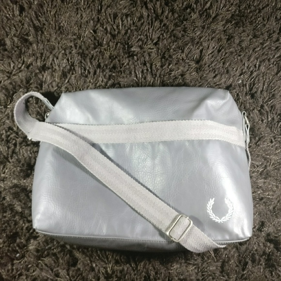 Fred Perry Handbags - Fred Perry Classic Shoulder Bag Travel Bag Cross B