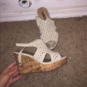 CROTCHET WEDGES