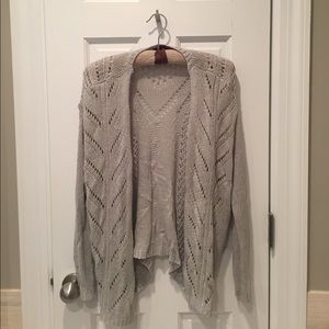 Light weight grey sweater.