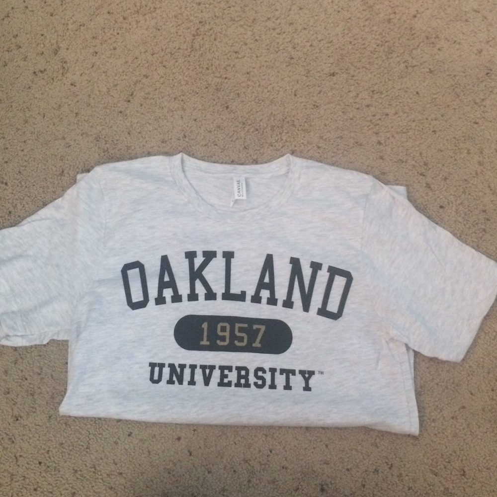 Oakland University t shirt