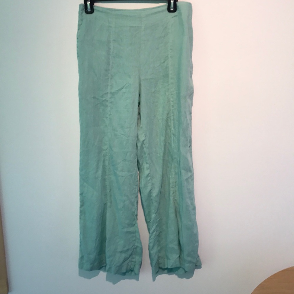Linen Wide legged Cropped Pants