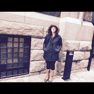 Meet your Posher, Julia