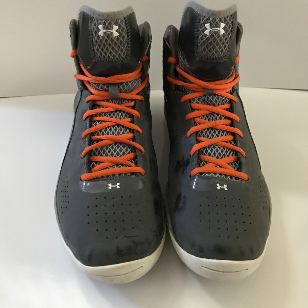 Like new Under Armour shoes