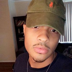 Meet your Posher, Nicholas