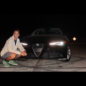 Meet your Posher, Austin