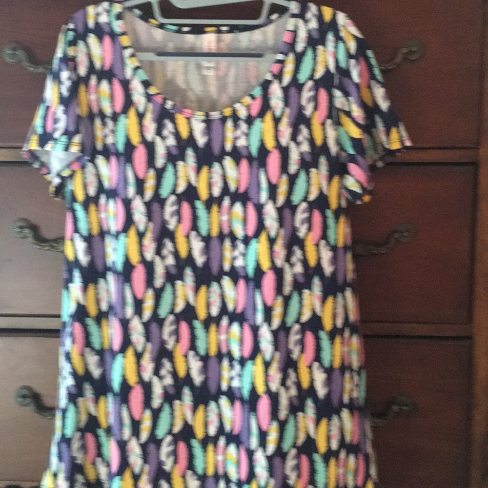 LuLaRoe classic T