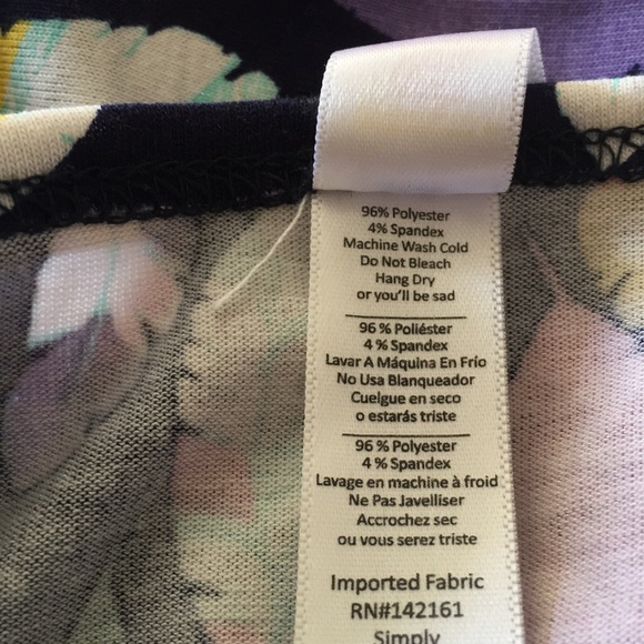 LuLaRoe classic T - Picture 4 of 5