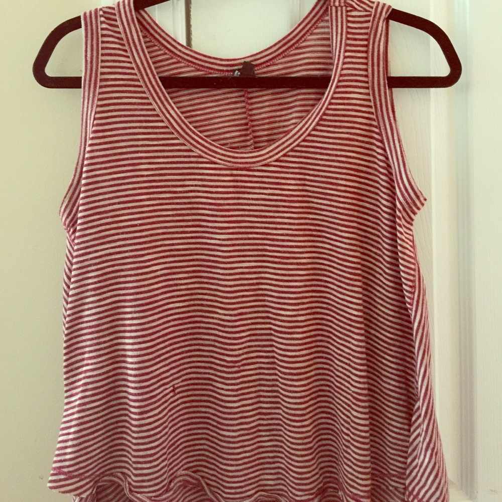 Sleeveless shirt