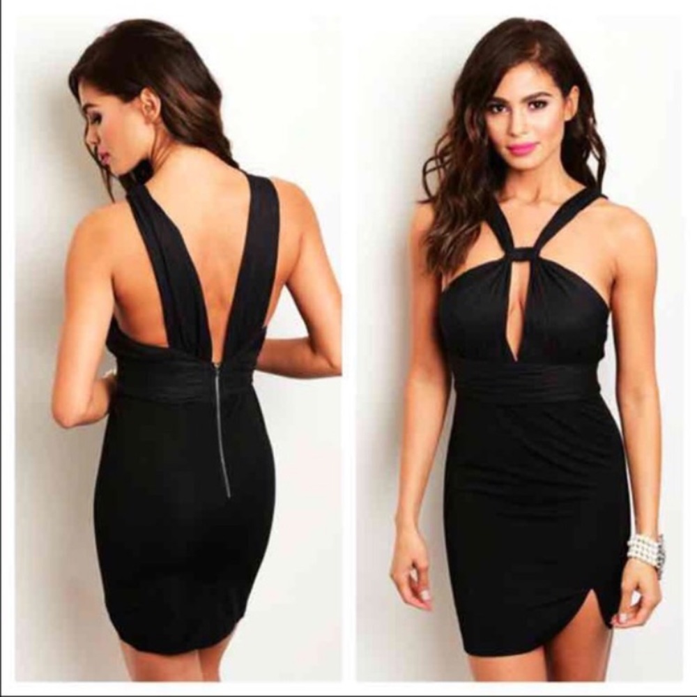 Black keyhole cut out bodycon dress