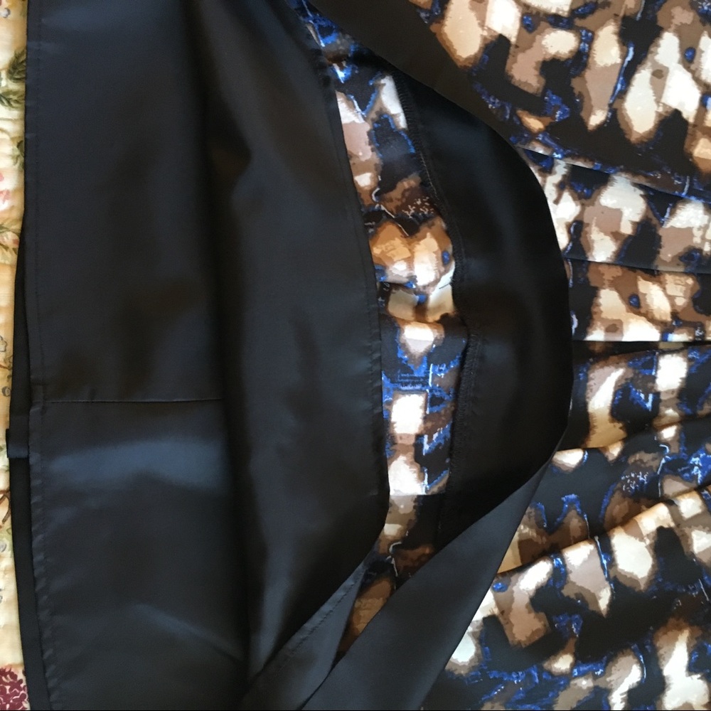 Dana Buchman Silk Skirt - Picture 4 of 7