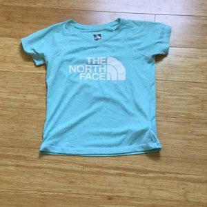 Sky blue north face tee