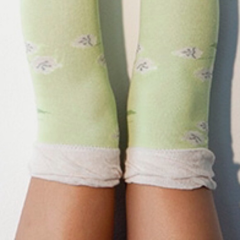 NWT BRANCHES KNEE HIGHS/ OVER THE KNEE