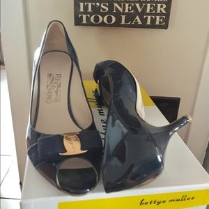 Ladies navy patent leather Ferragomo heels