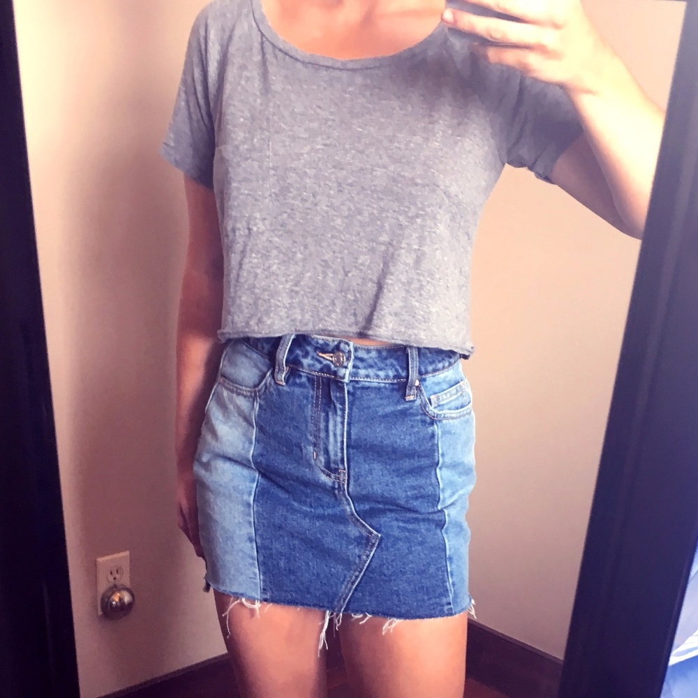Gray Crop Top with Pocket Detail