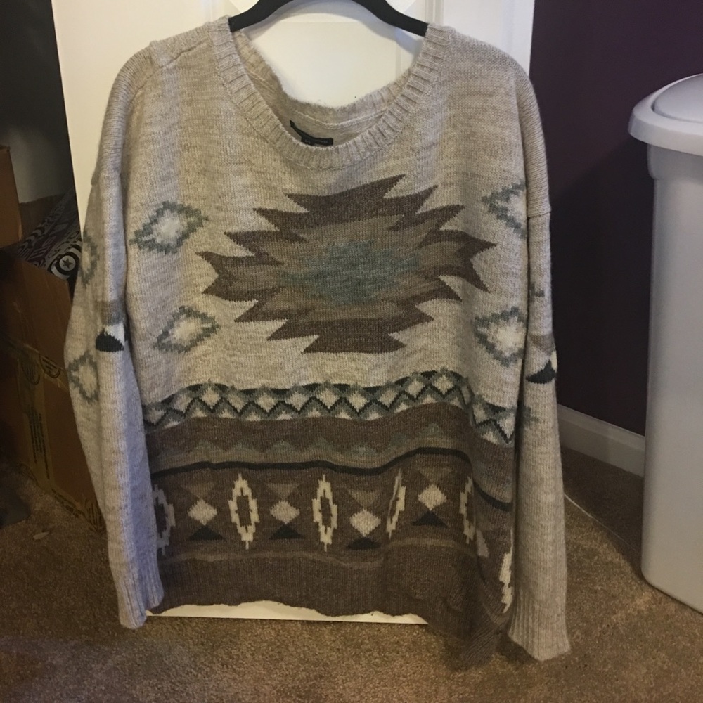 American Eagle sweater