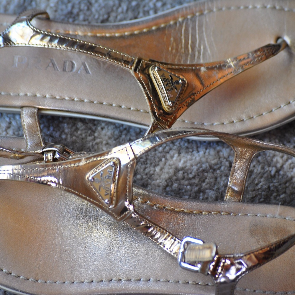 PRADA Triangle Gold Patent Thong Sandal Sz 37 1/2