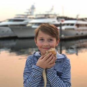 Meet your Posher, Blakely