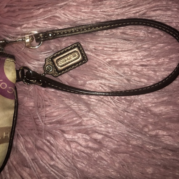 Coach Wristlet - Picture 2 of 5