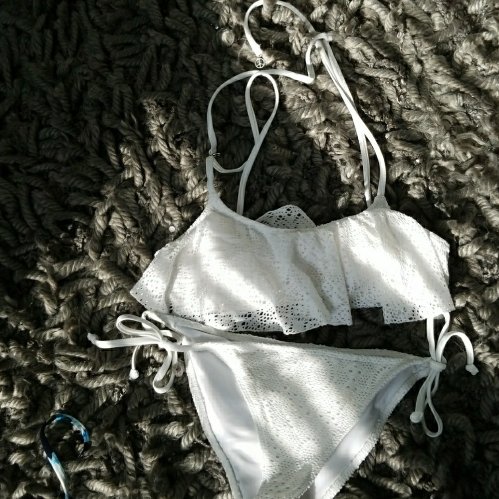 H&M White Swimsuit