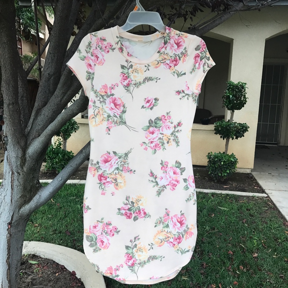 Floral Petite Body Con Dress