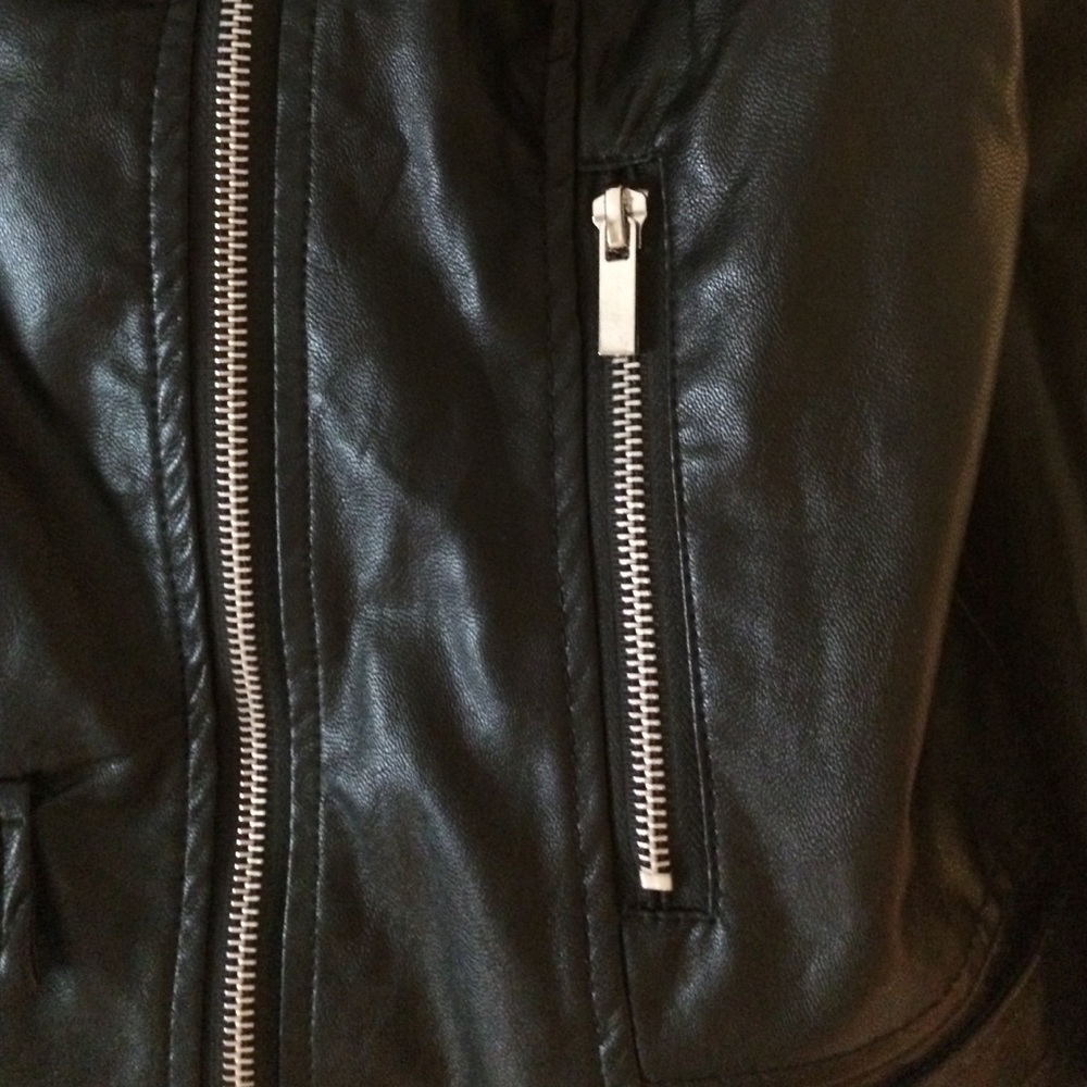 Miranda and Moca faux leather jacket - Picture 4 of 5