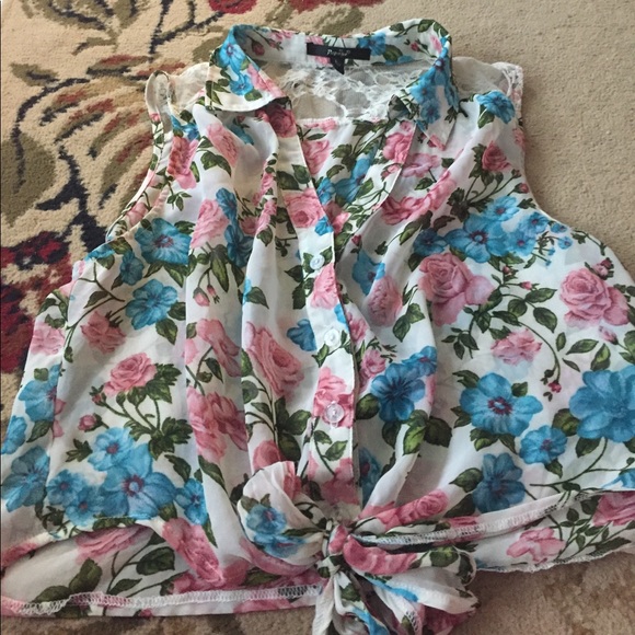 Sheer large papaya crop - Picture 1 of 2