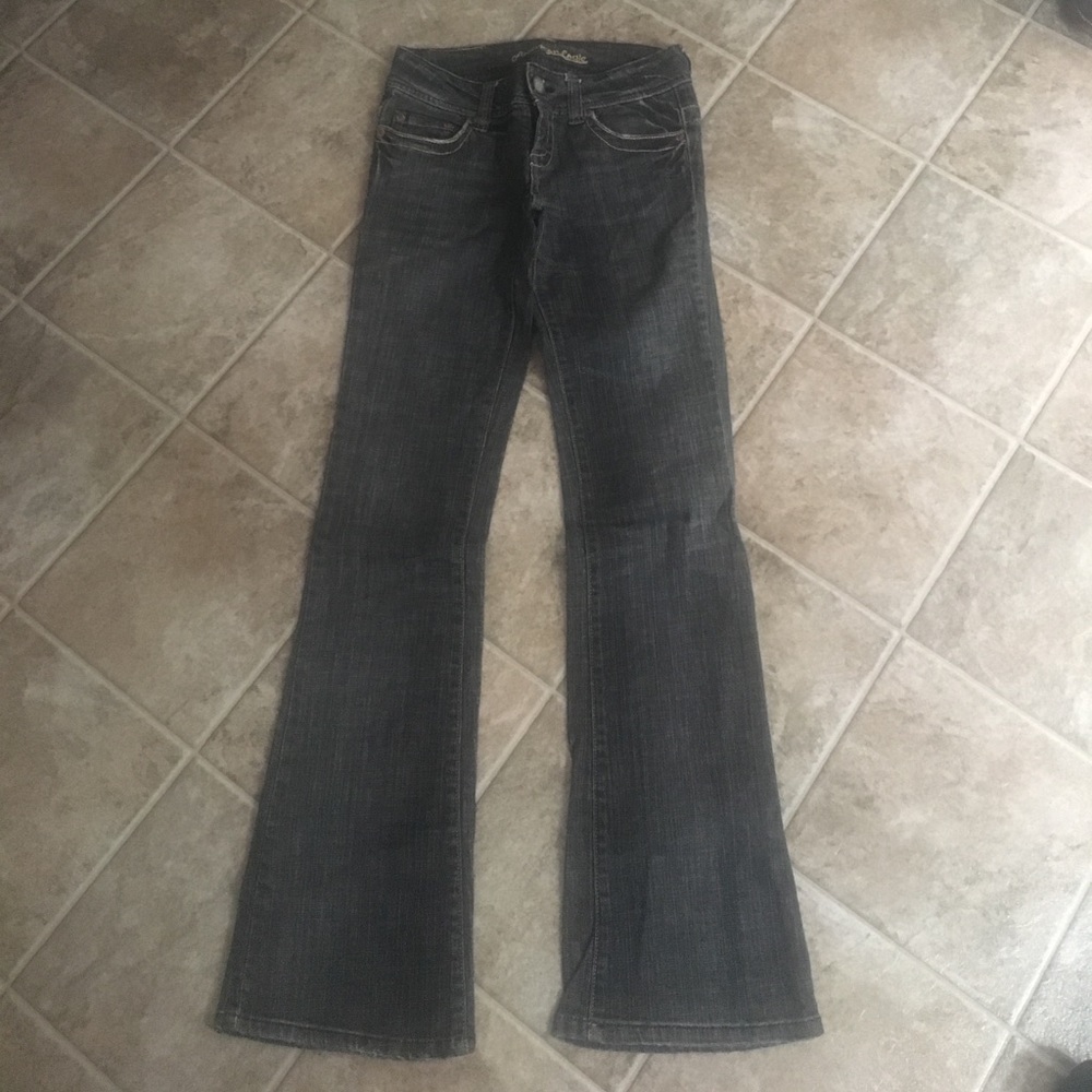American Eagle "Artist" black wash jean