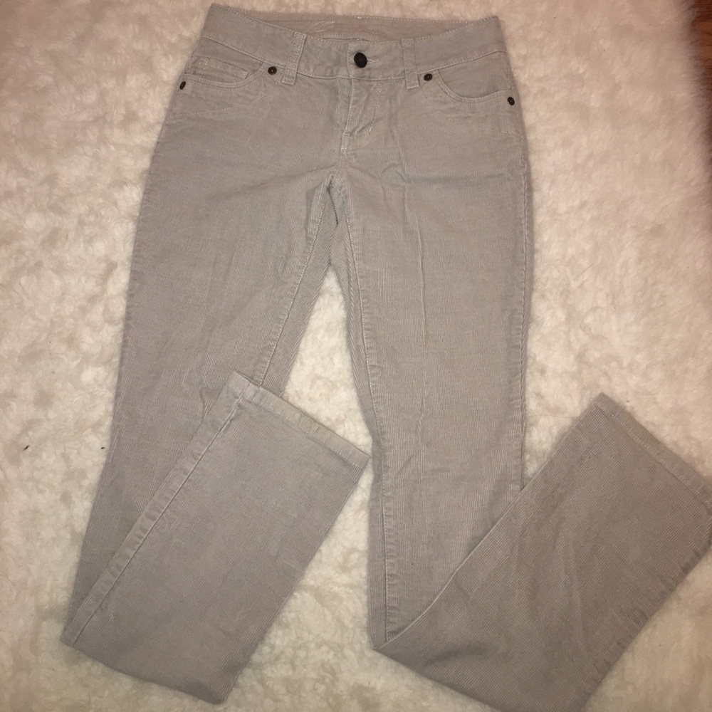 Beige/tan skinny jeans, Size 00 Regular.