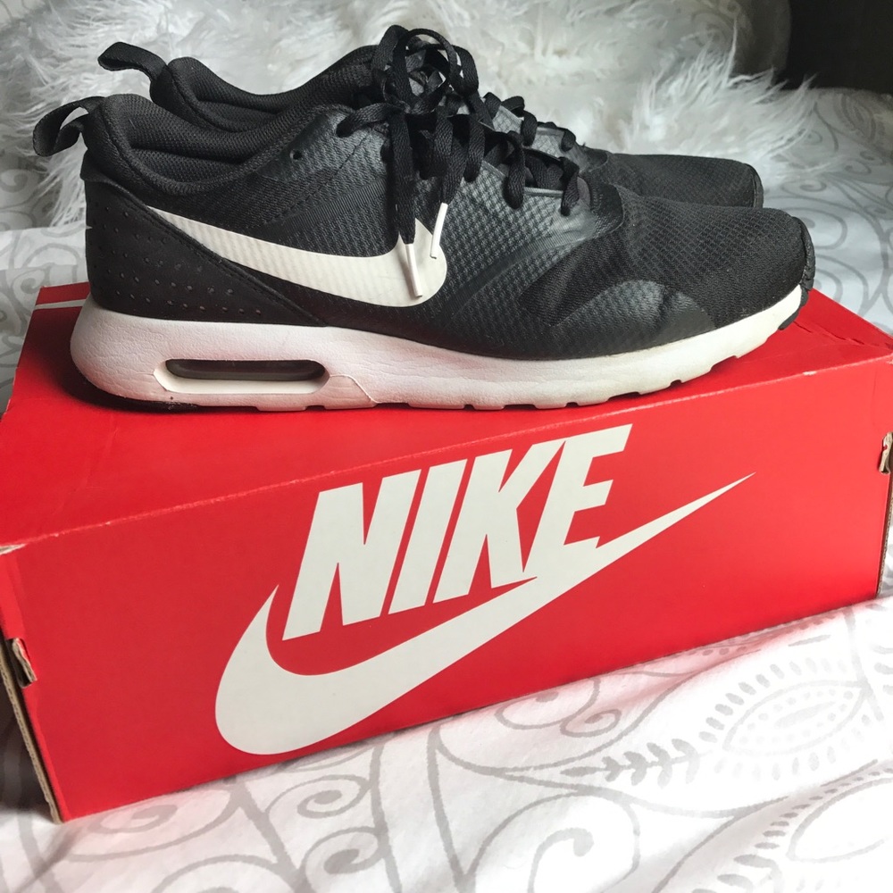 Nike Air Max Tavas