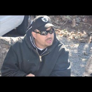 Meet your Posher, Ira