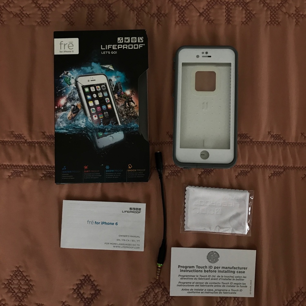 iPhone 6 Lifeproof Case "New"