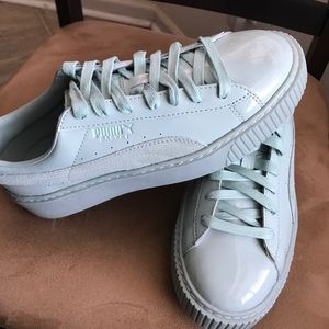 Women Puma Platforms