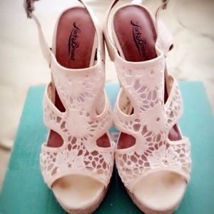Lucky brand wedges