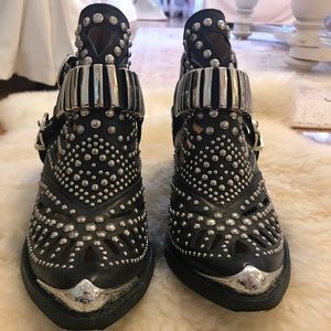 Jeffrey Campbell Calhoun bootie (size 7.5)