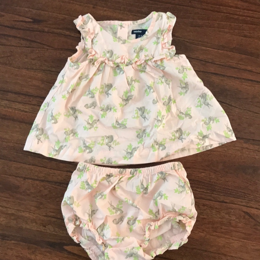 NWOT Baby Gap Pink Bunny Print Set 12-18M