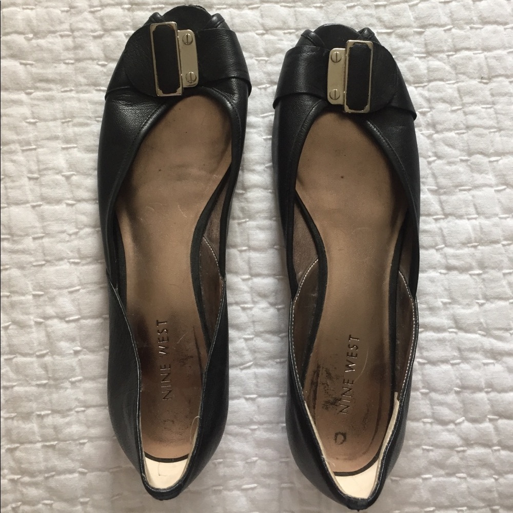 Nine West buckled leather flats
